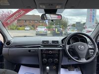 Used Mazda 3 Takara 103 HP (75 kW) 2008 Blue Hatchback