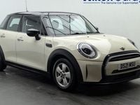 Used Mini Cooper Classic 136 HP (100 kW) 2022 Hatchback