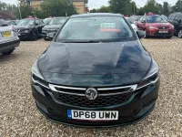 Used Vauxhall Astra S 105 HP (77 kW) 2018 Green Hatchback