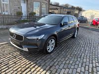 Used Volvo V90 CC Pro 235 HP (172 kW) 2017 Blue Estate