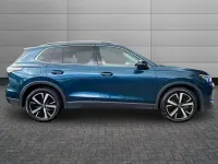 Used VW Tiguan Elegance 150 HP (110 kW) 2024 Blue SUV