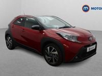 Used Toyota Aygo X 72 HP (52 kW) 2025 Red SUV