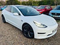 Used Tesla Model 3 Standard Range 239 kW (325 HP) 2020 White Sedan