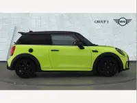Used Mini Cooper S Premium 176 HP (129 kW) 2023 Yellow Hatchback