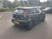 Used MG MG3 Exclusive 106 HP (77 kW) 2024 Black Hatchback