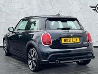 Usado Mini Cooper Exclusive 136 HP (100 kW) 2021 Preto Citadino