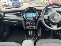 Used Mini Cooper Classic 134 HP (98 kW) 2023 Green Hatchback