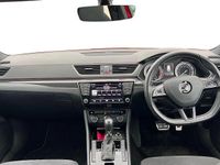 Usado Skoda Superb SportLine 190 CV (139 kW) 2017 Rojo Familiar