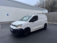 Used Citroën Berlingo 100 HP (73 kW) 2021 White MPV