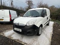 Used Vauxhall Combo 95 HP (69 kW) 2018 White Van