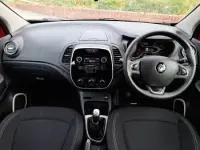 Second-hand Renault Captur Play 90 CP (66 kW) 2018 Roșu SUV