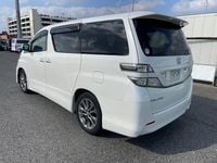 Used Toyota Alphard Platinum 170 HP (125 kW) 2010 Pearl white MPV