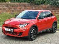 Used Fiat 600 La Prima 134 HP (98 kW) 2025 Orange Hatchback