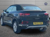 Usado VW T-Roc Cabriolet Style 108 HP (79 kW) 2023 Preto Cabrios