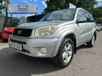 Used Toyota RAV4 147 HP (108 kW) 2004 Silver SUV