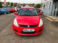 Usado Suzuki Swift 2013 Vermelho Citadino