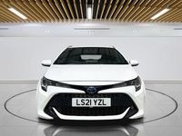 Used Toyota Corolla 122 HP (89 kW) 2021 White Estate