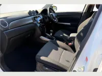 Used Suzuki Vitara SZ-T 127 HP (93 kW) 2023 White SUV