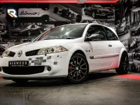 Used Renault Mégane 230 HP (169 kW) 2008 White Hatchback