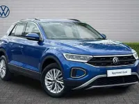 Usado VW T-Roc Life 150 HP (110 kW) 2022 Azul SUV