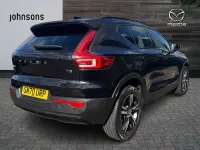 Usado Volvo XC40 R-Design 161 CV (118 kW) 2021 Negro SUV