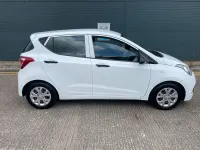 Używany Hyundai i10 67 KM (49 kW) 2014 Biały Hatchback