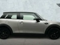 Used Mini Cooper Classic 134 HP (98 kW) 2023 Silver Hatchback