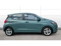 Used Hyundai i10 SE 67 HP (49 kW) 2022 Green Hatchback