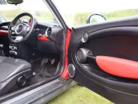 Usado Mini Cooper Hatch 2009 Rojo Utilitario