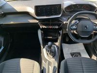 Używany Peugeot 208 Active 74 KM (54 kW) 2024 Żółty Hatchback