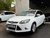 Używany Ford Focus Titanium 2013 Biały Hatchback