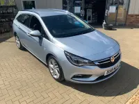 Used Vauxhall Astra SRi 2018 Silver Estate