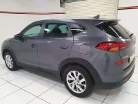 Used Hyundai Tucson SE 132 HP (97 kW) 2019 Grey SUV