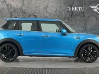 Used Mini Cooper Hatch 134 HP (98 kW) 2019 Blue Hatchback