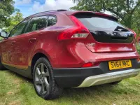Used Volvo V40 2014 Red Hatchback