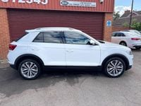 Used VW T-Roc SEL 150 HP (110 kW) 2018 White SUV