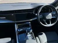 Używany Audi Q7 S-Line 394 KM (289 kW) 2026 Szary SUV