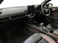 Second-hand Audi A4 Black Edition 200 CP (147 kW) 2022 Albastru Break