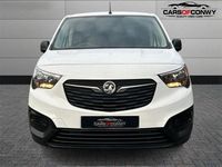 Second-hand Vauxhall Combo Edition 100 CP (73 kW) 2021 Alb Van