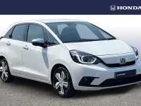Used Honda Jazz Hybrid 109 HP (80 kW) 2021 Platinum white Hatchback