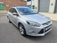 Used Ford Focus Zetec 125 HP (91 kW) 2011 Silver Hatchback