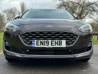Usado Ford Focus Vignale 182 HP (133 kW) 2019 Roxo Carrinha