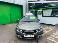 Used Vauxhall Astra SRi 150 HP (110 kW) 2017 Grey Hatchback