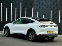 Used Ford Mustang Mach-E Extended Range 210 kW (286 HP) 2022 White SUV