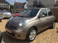 Usado Nissan Micra SE 79 HP (58 kW) 2006 Bege Citadino