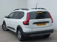 Usado Dacia Jogger Comfort 109 HP (80 kW) 2022 Branco Monovolume