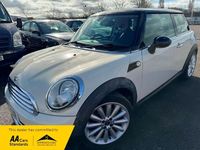 Begagnad Mini Cooper 2011 Vit Halvkombi
