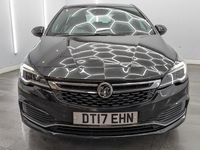 Used Vauxhall Astra SRi 150 HP (110 kW) 2017 Black Hatchback