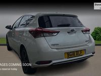 Used Toyota Auris Hybrid Design 2018 White Hatchback