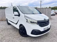 Used Renault Trafic Black Edition 2021 White MPV
